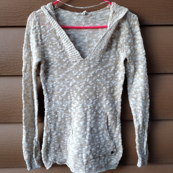 Cozy Cream Sweater - Picture 1 of 8